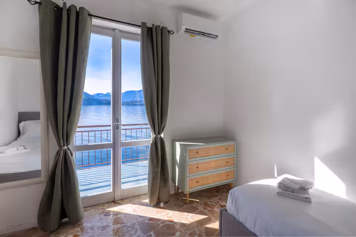 Villa Vittoria · Bedroom 2 · Photo 2