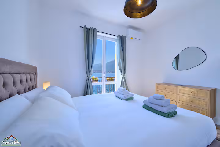 Villa Vittoria · Bedroom 3 · Photo 2